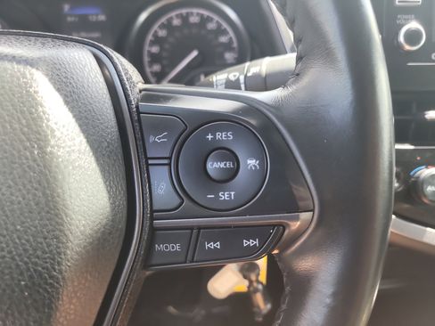 Used 2024 Toyota Camry SE image 28