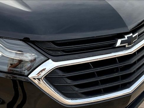 Used 2020 Chevrolet Equinox LT w/ Driver Convenience Package image 23