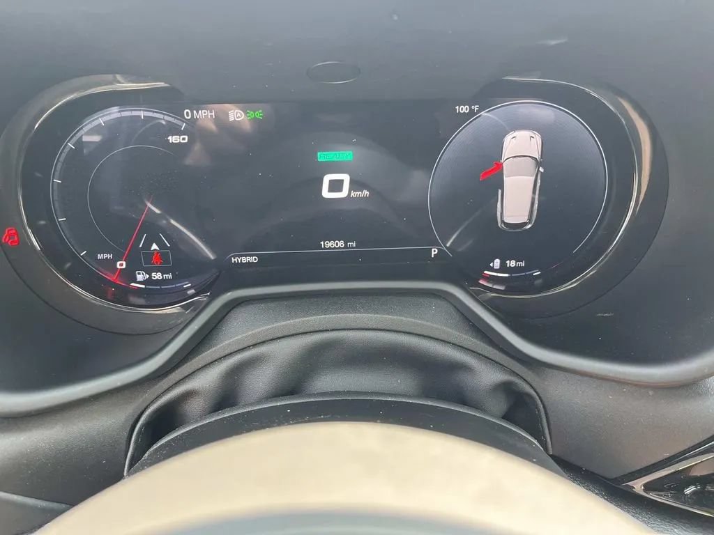 Used 2024 Dodge Hornet R/T w/ R/T Blacktop Package AWD/4WD image 35
