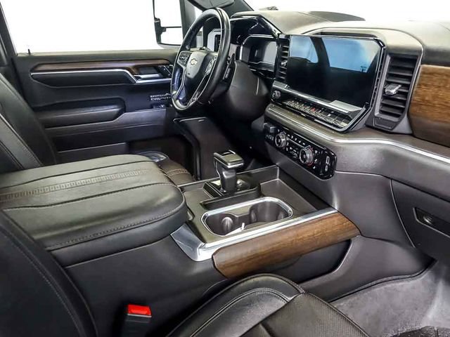 Certified 2023 Chevrolet Silverado 1500 High Country w/ High Country Premium Package AWD/4WD image 34