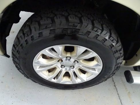 Used 2016 RAM 1500 Laramie Longhorn w/ Convenience Group AWD/4WD image 29