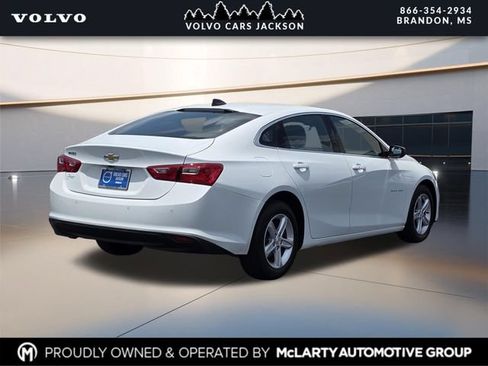 Used 2022 Chevrolet Malibu LS w/ Driver Confidence Package II FWD image 4