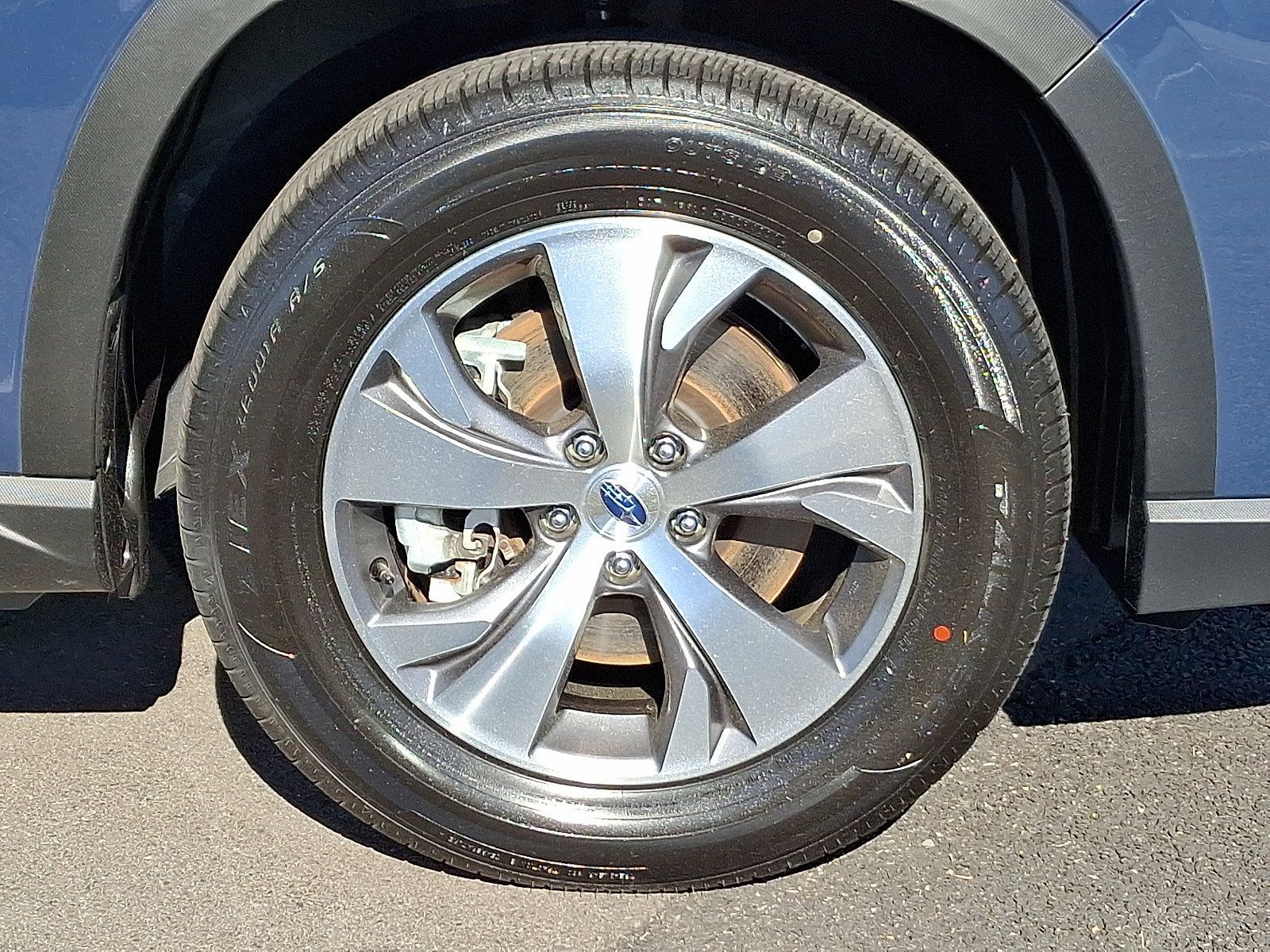 Certified 2025 Subaru Ascent Premium AWD/4WD image 8