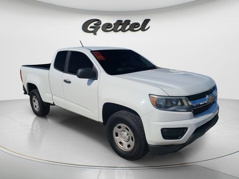 Used 2020 Chevrolet Colorado W/T w/ WT Convenience Package RWD image 2