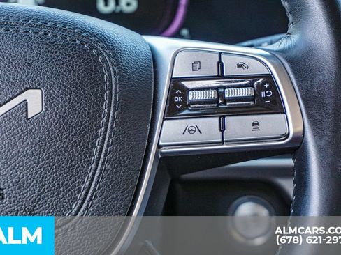 Used 2024 Kia Telluride EX w/ EX Captain's Chair Package FWD image 31