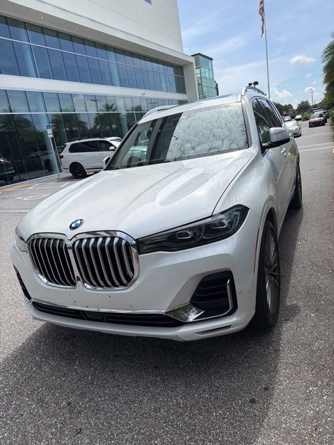 Used 2021 BMW X7 xDrive40i w/ Premium Package 2 AWD/4WD image 1