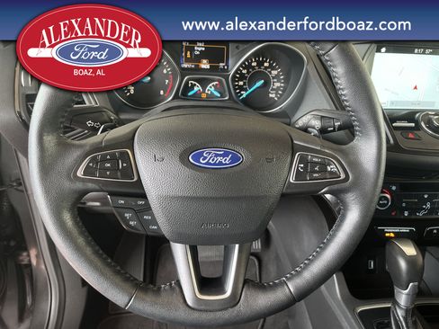 Used 2017 Ford Escape Titanium AWD/4WD image 25