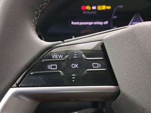 Used 2025 Audi Q5 Premium w/ Convenience Package image 15