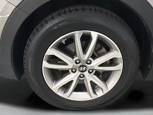 Used 2015 Hyundai Santa Fe Sport 2.0T AWD/4WD image 9