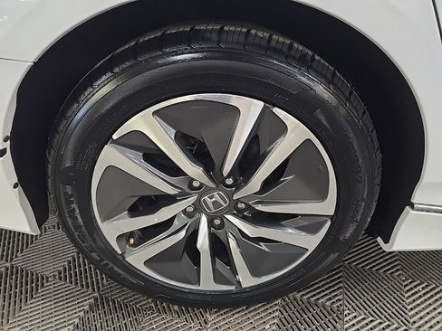 Used 2022 Honda Accord EX-L image 14