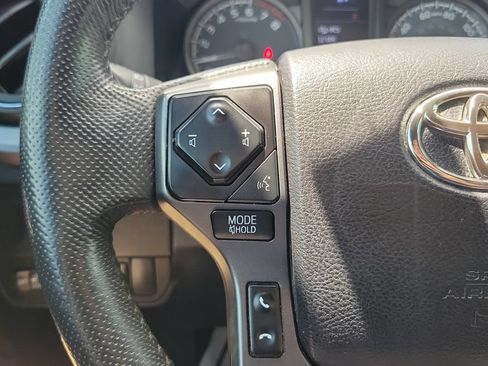 Used 2021 Toyota Tacoma TRD Sport w/ Technology Package RWD image 20