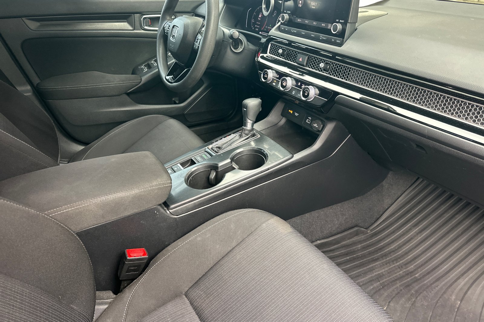 Used 2022 Honda Civic LX image 14