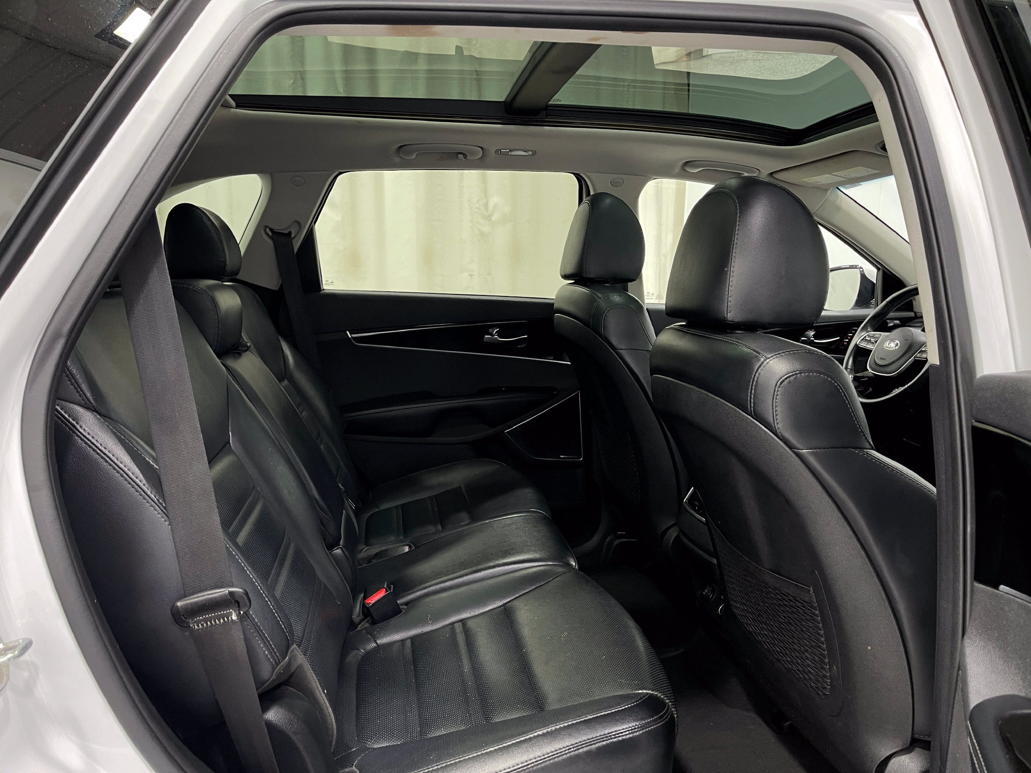 Used 2020 Kia Sorento SX FWD image 31