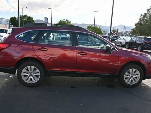 Used 2018 Subaru Outback 2.5i image 11