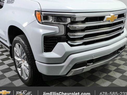 New 2026 Chevrolet Silverado 1500 High Country AWD/4WD image 37