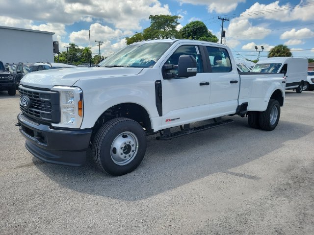 New 2027 Ford F350 XL AWD/4WD image 2