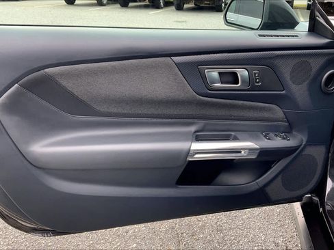 Used 2024 Ford Mustang Coupe image 38