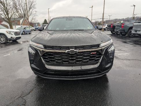 New 2026 Chevrolet Trax RS w/ Sunroof Package image 2