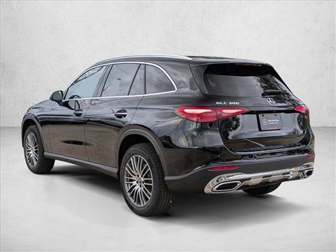Certified 2026 Mercedes-Benz GLC 300 image 7