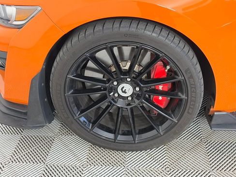 Certified 2020 Ford Mustang Shelby GT500 w/ Technology Package image 8