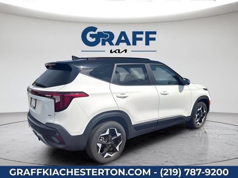 Used 2025 Kia Seltos S AWD/4WD image 9