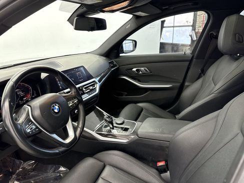 Used 2020 BMW 330i xDrive Sedan w/ Convenience Package image 13