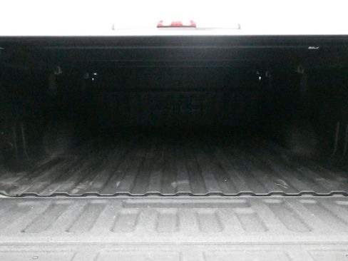 Used 2018 GMC Sierra 1500 SLT AWD/4WD image 20
