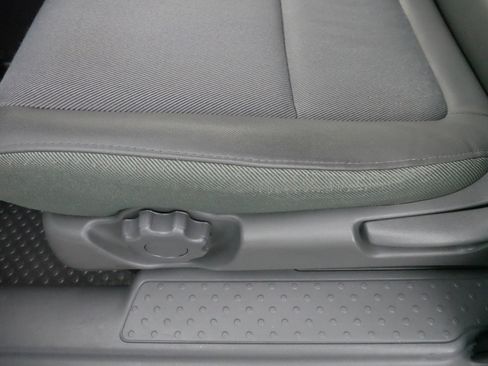 Used 2004 Honda Element EX image 20