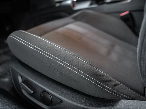 Certified 2022 Ford Mustang Coupe w/ Equipment Group 101A image 38