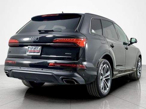 Used 2025 Audi Q7 2.0T Premium w/ Convenience Plus Package image 5