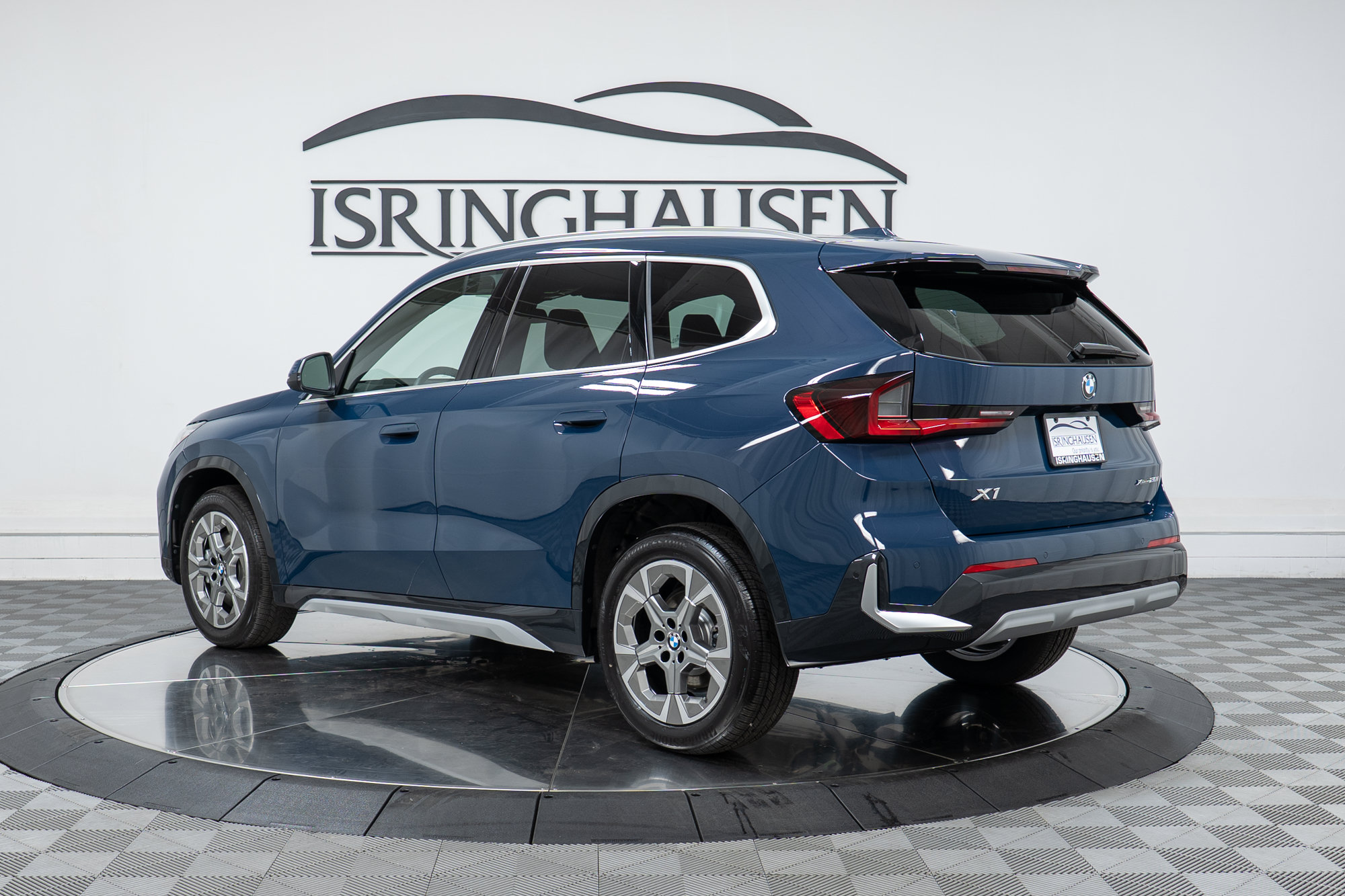 Used 2026 BMW X1 xDrive28i w/ Technology Package AWD/4WD image 7