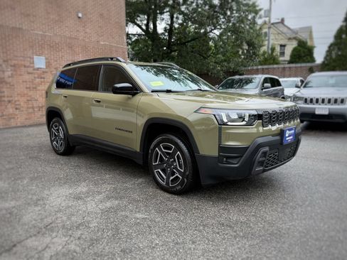 New 2026 Jeep Cherokee Laredo AWD/4WD image 3