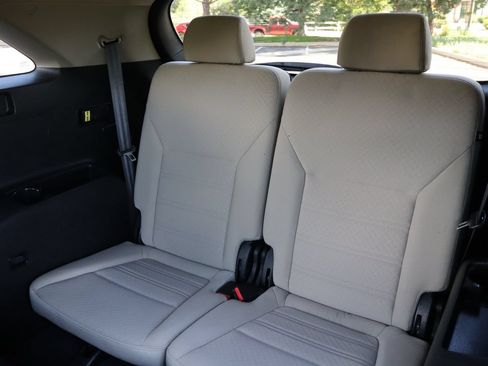 Used 2016 Kia Sorento LX AWD/4WD image 21