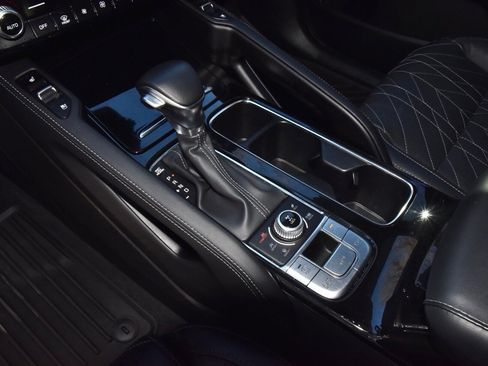 Used 2024 Kia Telluride SX X-Line image 31