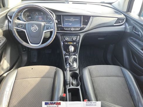 Used 2020 Buick Encore Preferred image 7