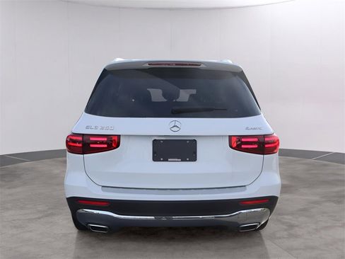 New 2026 Mercedes-Benz GLB 250 4MATIC image 6