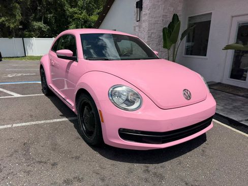 Used 2013 Volkswagen Beetle 2.5 FWD image 16