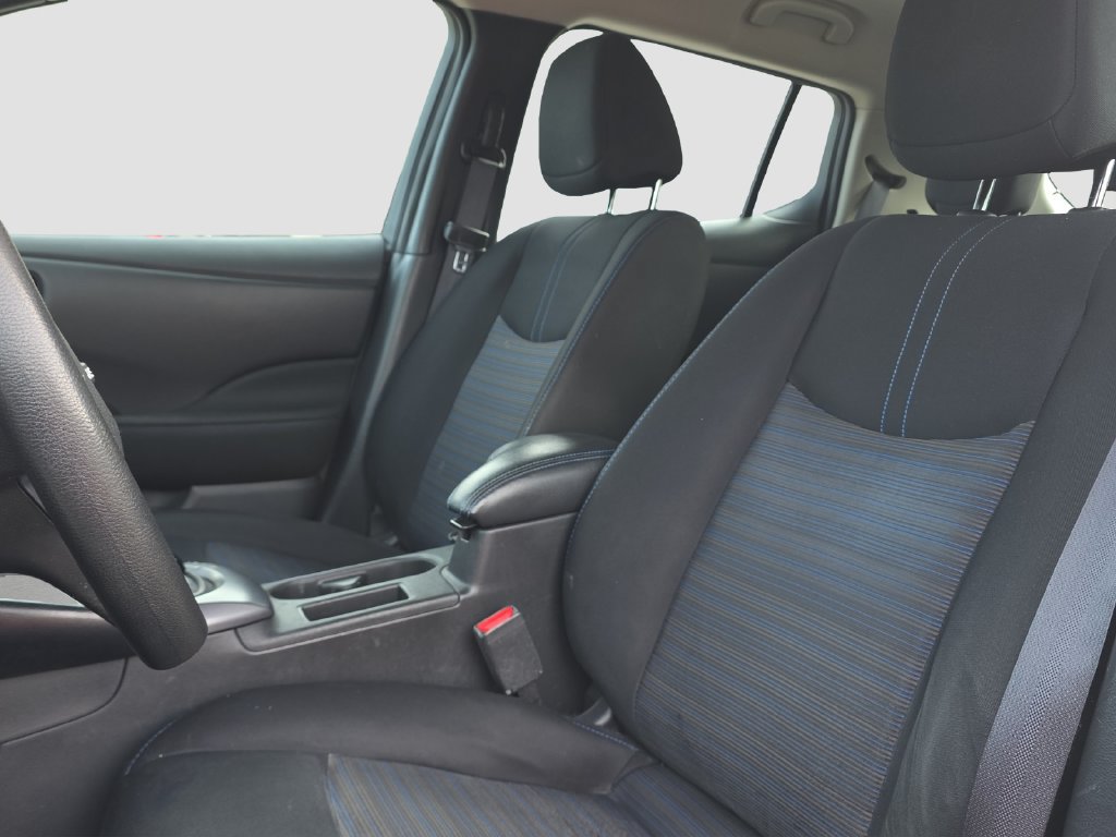 Used 2023 Nissan Leaf S FWD image 7