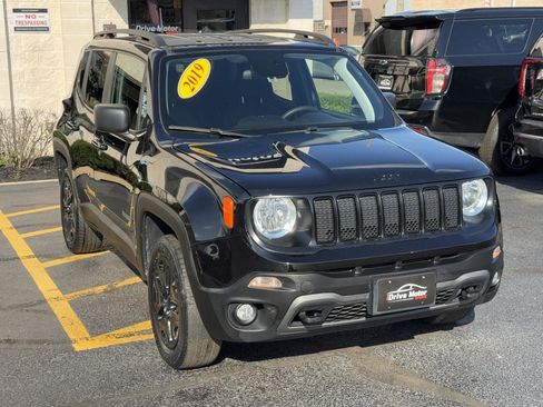 Used 2019 Jeep Renegade Sport image 9