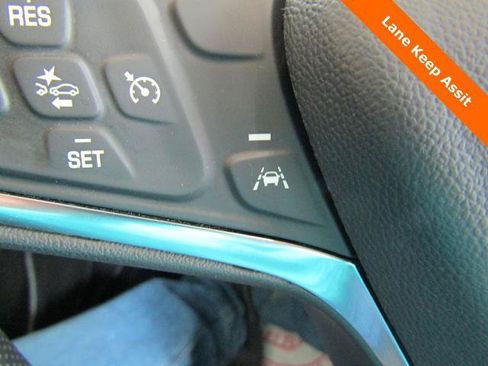 Used 2023 Chevrolet Malibu LT FWD image 7