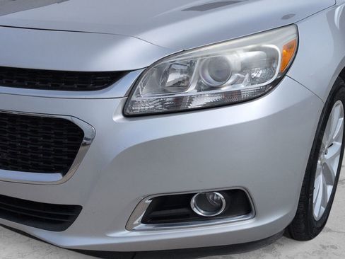 Used 2014 Chevrolet Malibu LT image 12
