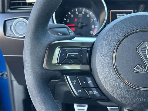 Used 2017 Ford Mustang Shelby GT350 image 8