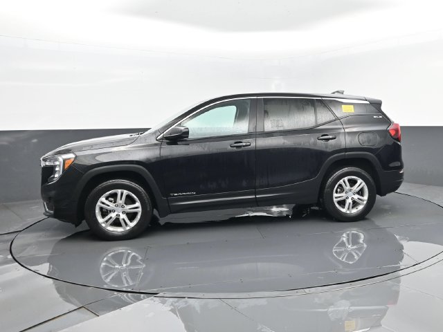 Used 2023 GMC Terrain SLE AWD/4WD image 5