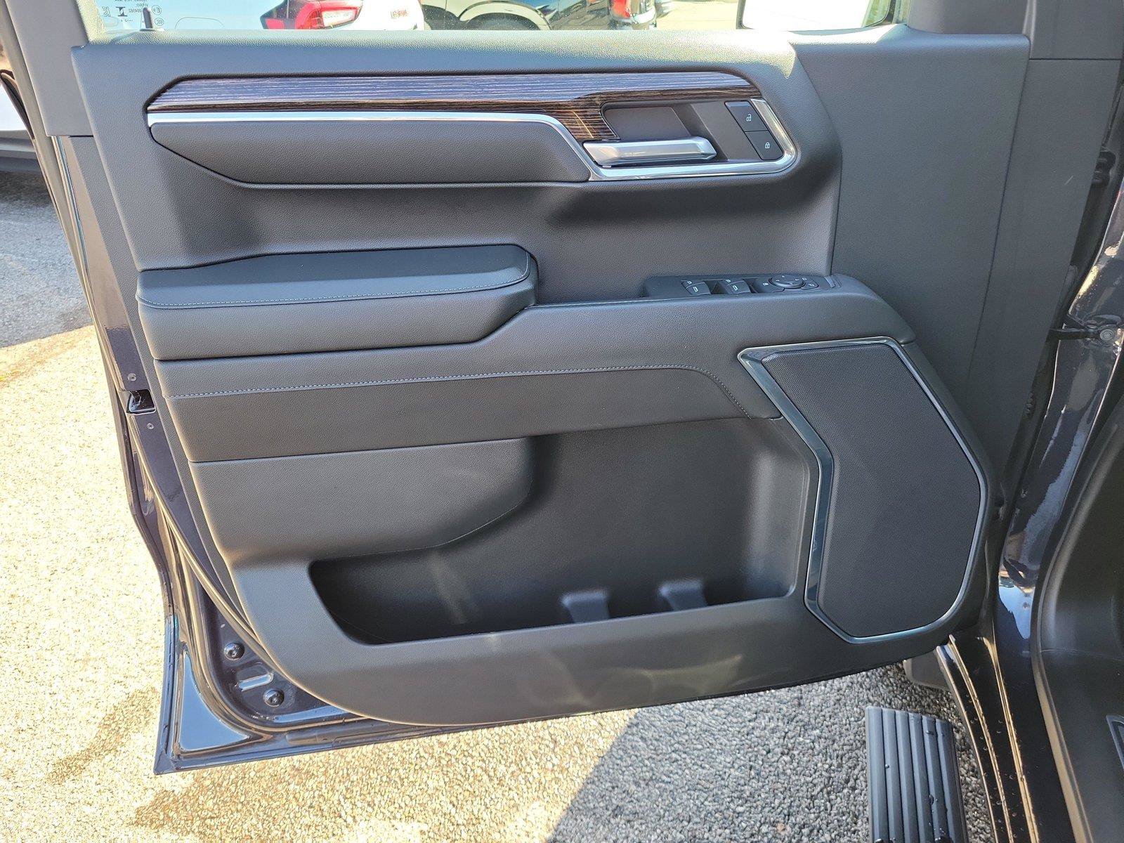 Used 2024 GMC Sierra 1500 Elevation AWD/4WD image 18