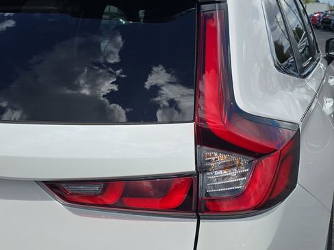 Used 2025 Honda CR-V Sport Touring image 8