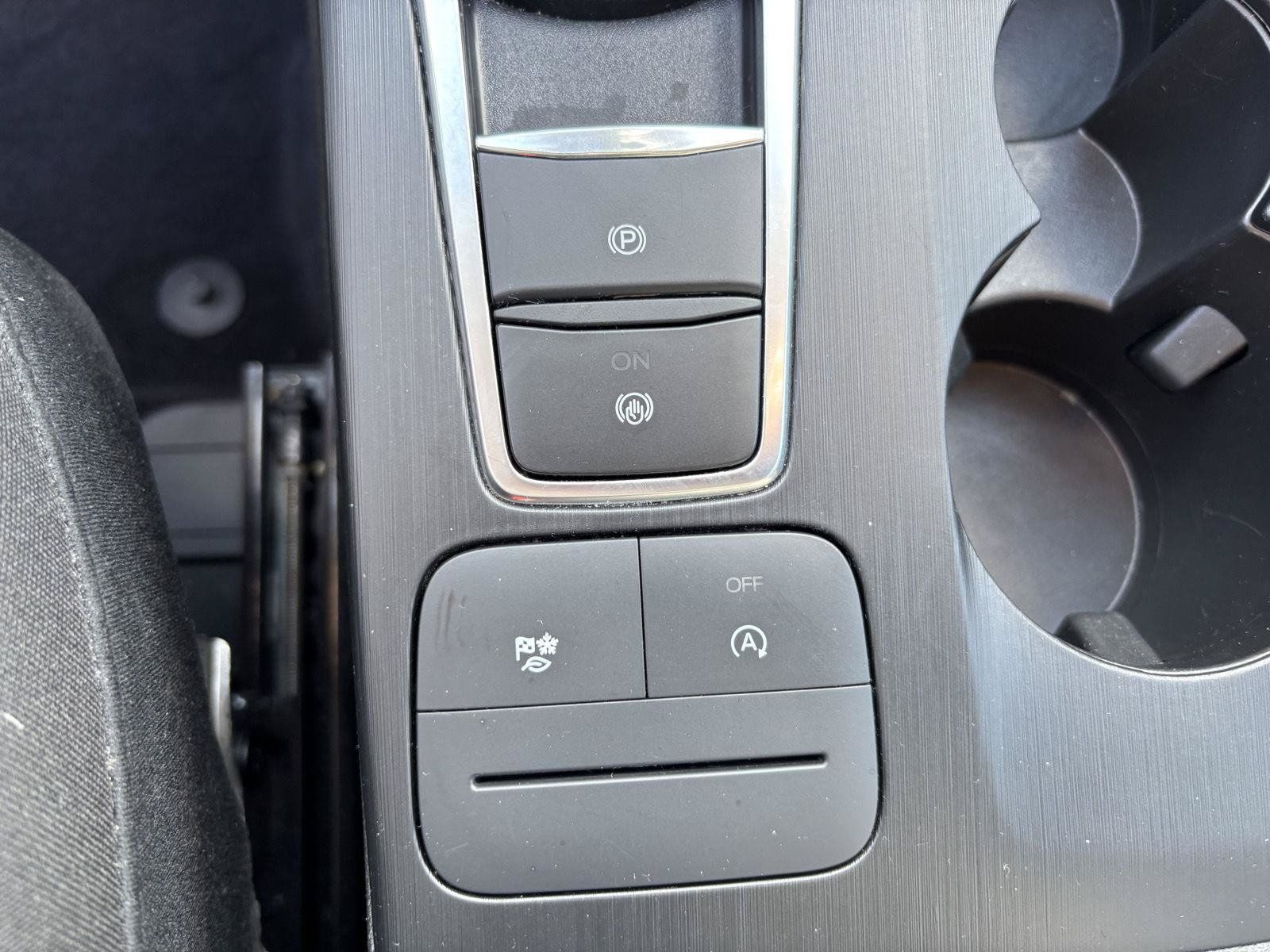 Used 2023 Ford Escape Active AWD/4WD image 27