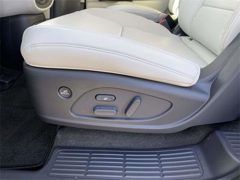 Used 2026 Hyundai Palisade Calligraphy image 18