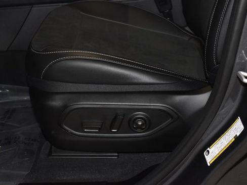 New 2025 Jeep Grand Cherokee Altitude w/ Trailer Tow Package image 11