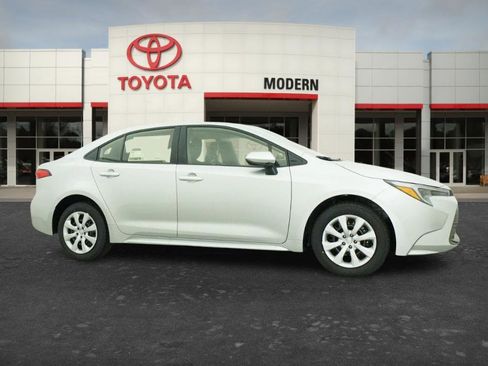 New 2026 Toyota Corolla LE FWD image 6