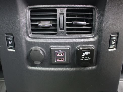 Certified 2023 Nissan Titan PRO-4X w/ Pro-4x Convenience Package AWD/4WD image 14